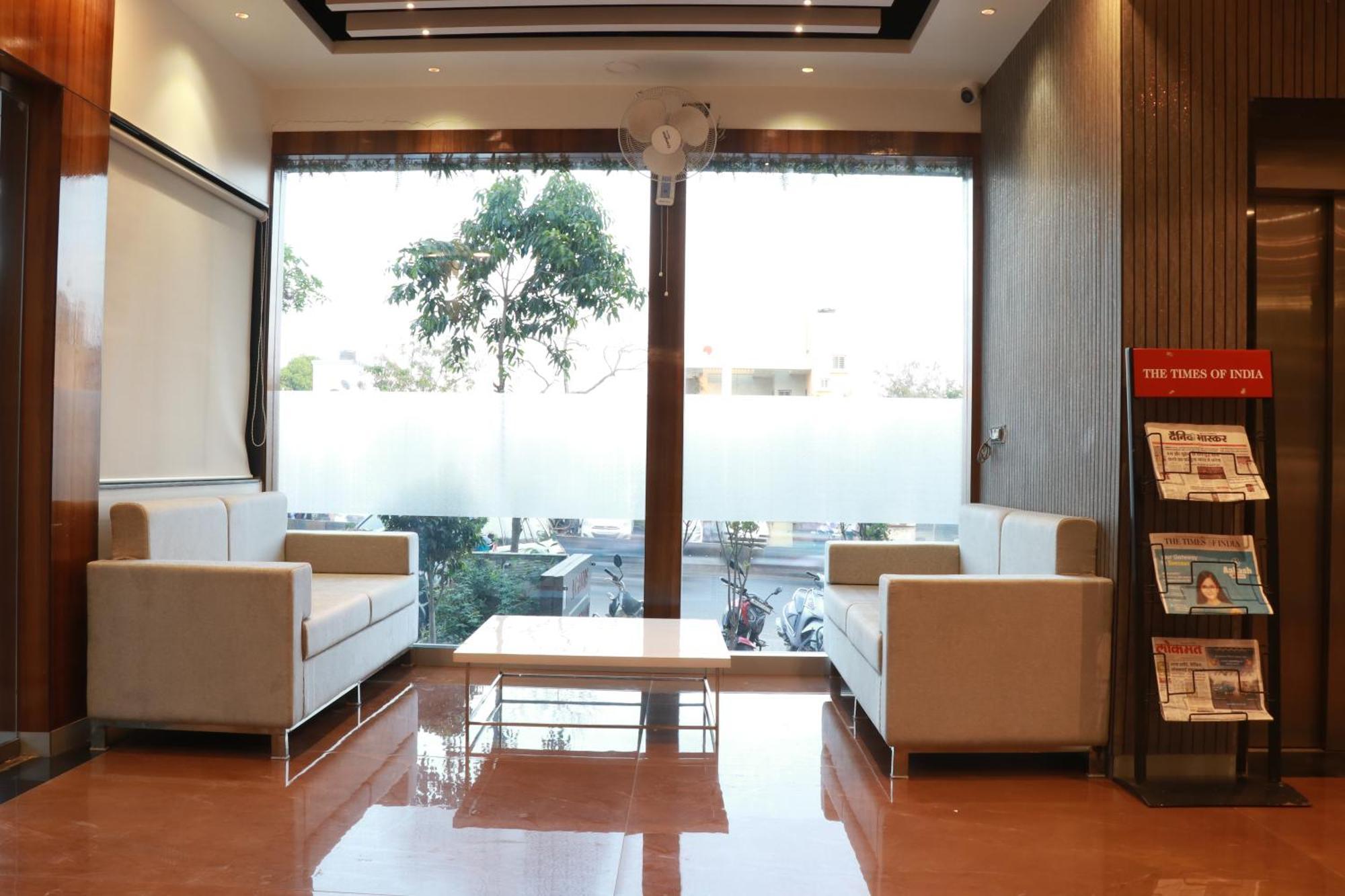 Hotel Yash Executive Aurangābād Esterno foto