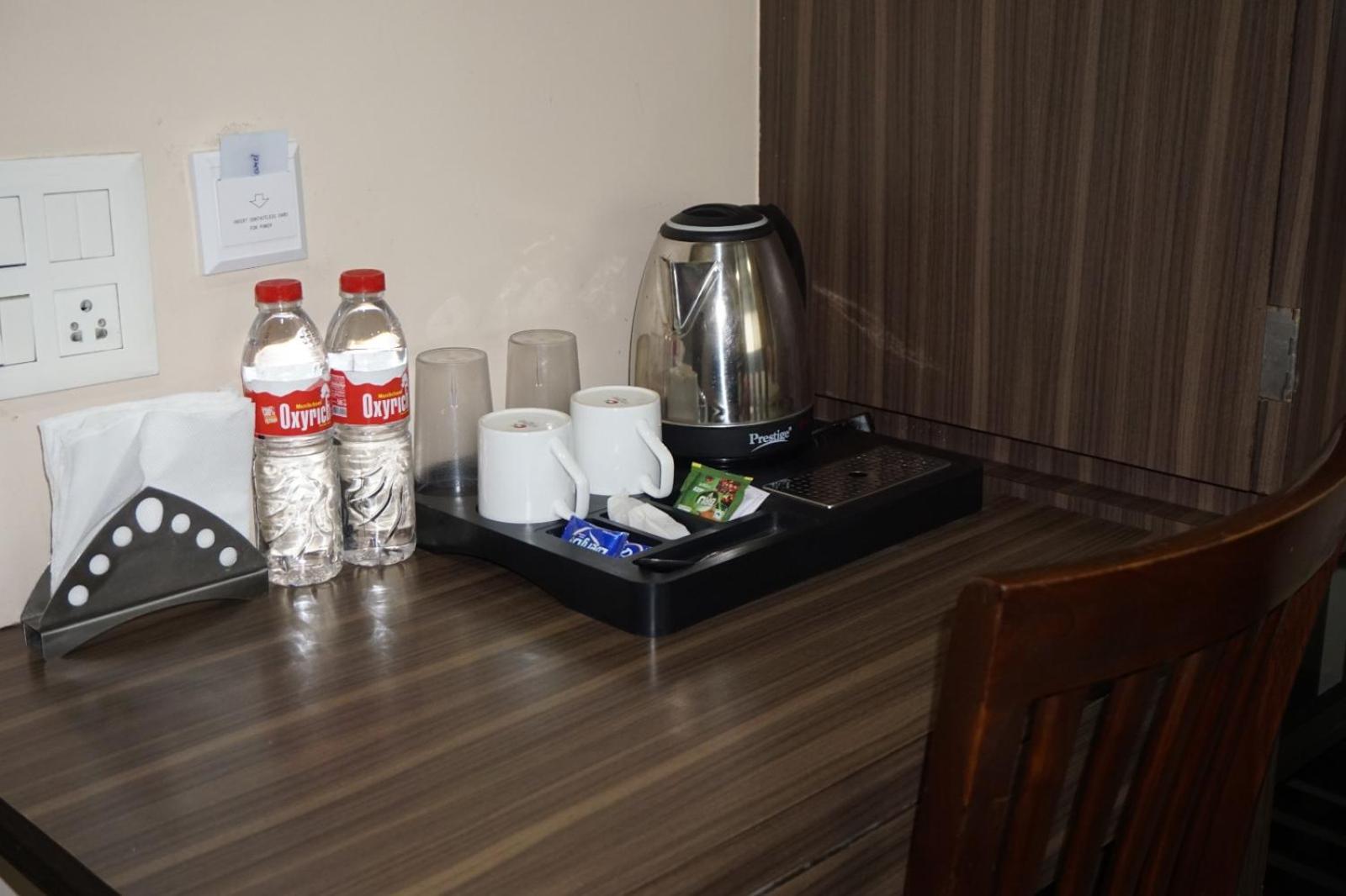 Hotel Yash Executive Aurangābād Esterno foto